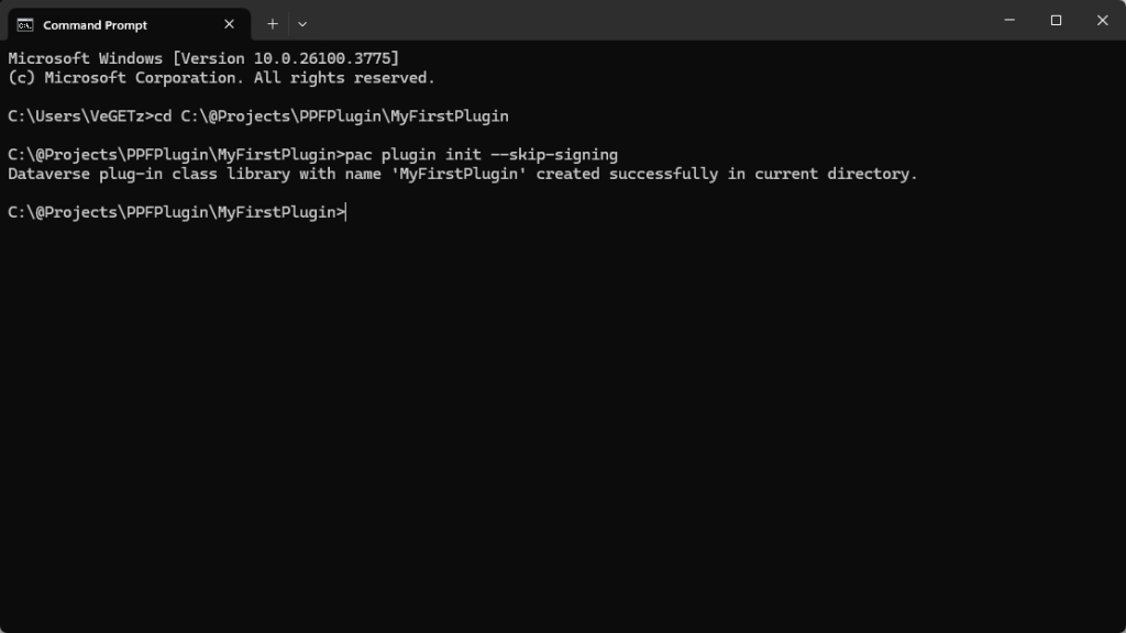 เปิด Command Prompt แล้วสร้างโฟลเดอร์ใหม่เพื่อเก็บโปรเจกต์ จากนั้นรันคำสั่ง